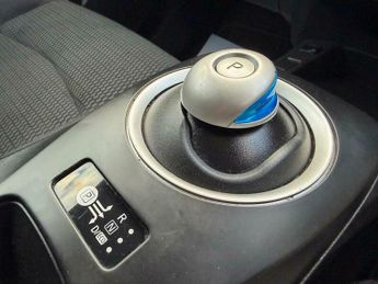 Nissan Leaf 24kWh Visia Auto 5dr