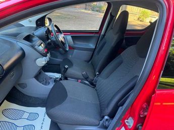 Toyota AYGO 1.0 VVT-i Go Euro 5 5dr