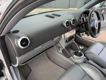 Audi TT T 180BHP - 5 SPEED, NEW CLUTCH FITTED, FULL GREY LEATHER, HEATED