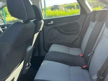 Ford Focus 1.6 TDCi DPF Zetec 5dr