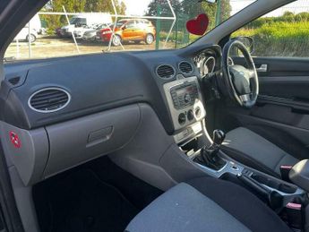 Ford Focus 1.6 TDCi DPF Zetec 5dr