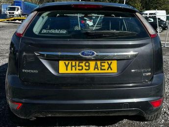 Ford Focus 1.6 TDCi DPF Titanium 5dr