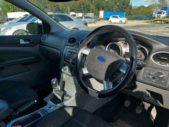 Ford Focus 1.6 TDCi DPF Titanium 5dr