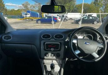 Ford Focus 1.6 TDCi DPF Titanium 5dr