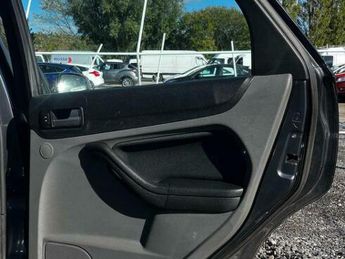 Ford Focus 1.6 TDCi DPF Titanium 5dr