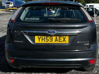 Ford Focus 1.6 TDCi DPF Titanium 5dr