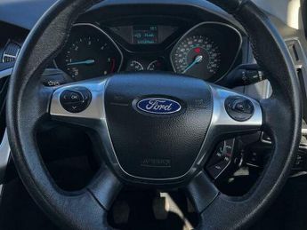 Ford Focus 1.6 TDCi Zetec Euro 5 (s/s) 5dr