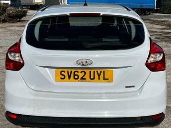 Ford Focus 1.6 TDCi Zetec Euro 5 (s/s) 5dr