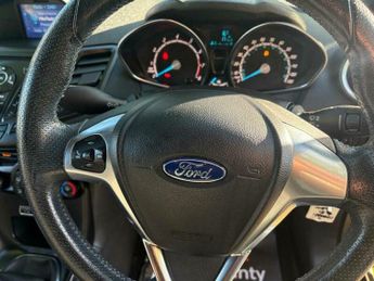 Ford Fiesta 1.0T EcoBoost ST-Line Euro 6 (s/s) 5dr