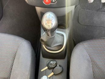 Renault Clio 1.5 dCi Dynamique 5dr