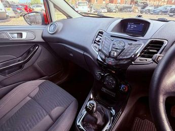 Ford Fiesta 1.0T EcoBoost Zetec Euro 6 (s/s) 5dr