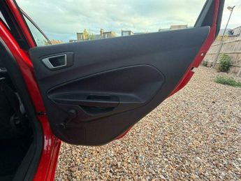 Ford Fiesta 1.0T EcoBoost Zetec Euro 6 (s/s) 5dr