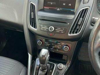 Ford Focus 1.6 Titanium Powershift Euro 6 5dr