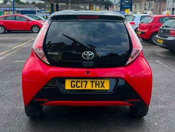 Toyota AYGO 1.0 VVT-i x-cite 4 Red Bi-Tone Euro 6 5dr