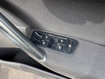 Volkswagen Golf SE TSI BLUEMOTION TECHNOLOGY DSG