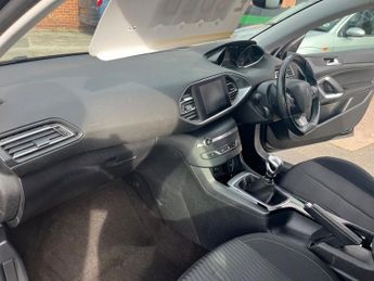 Peugeot 308 1.6 BlueHDi Active Hatchback 5dr Diesel Manual Euro 6 (s/s) (120