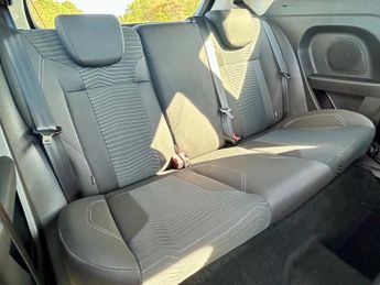 Ford Fiesta ZETEC B/TOOTH+ISOFIX+A/C+CLEAN MOT