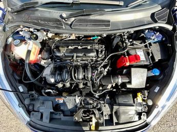 Ford Fiesta ZETEC B/TOOTH+ISOFIX+A/C+CLEAN MOT