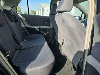 Toyota Yaris 1.33 Dual VVT-i TR Euro 4 (s/s) 5dr