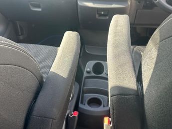 Citroen C4 Picasso 1.6 e-HDi Airdream Platinum MPV 5dr Diesel EGS6 Euro 5 (s/s) (11