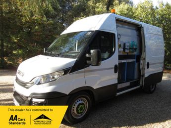 Iveco Daily 2.3 TD 12V 35S 3520 BUSINESS L2 H2 COMPRESSOR/GENERATOR/WORKSHOP
