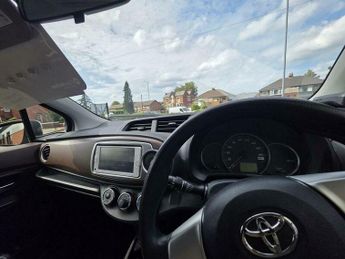 Toyota  1.3L 5 DRS PETROL