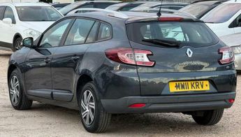 Renault Megane 1.5 dCi Expression Sport Tourer EDC Euro 5 5dr