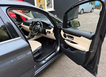 BMW 2 SERIES 2.0 220d Luxury Auto xDrive Euro 6 (s/s) 5dr