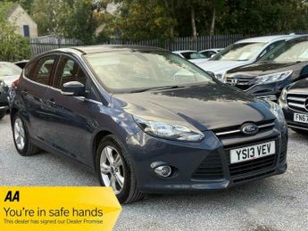 Ford Focus 1.0T EcoBoost Zetec Euro 5 (s/s) 5dr