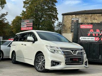 Nissan Elgrand 