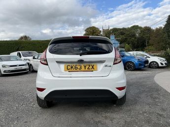 Ford Fiesta TITANIUM, BLUETOOTH, ALLOYS, LOW INSURANCE, ECOMONICAL