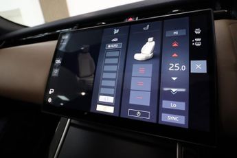 Land Rover Range Rover Velar DYNAMIC HSE