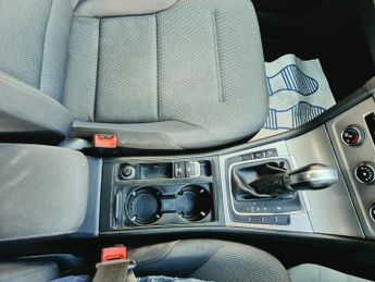 Volkswagen Golf 2.0 TDI BlueMotion Tech SE Hatchback 5dr Diesel DSG Euro 5 (s/s)
