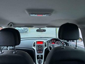 Vauxhall Astra 1.4 16v SRi Euro 5 5dr