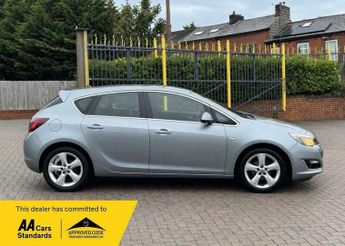Vauxhall Astra 1.4 16v SRi Euro 5 5dr