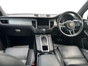 Porsche Macan 3.6T V6 Turbo PDK 4WD Euro 6 (s/s) 5dr