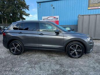 Volkswagen Tiguan 2.0 TDI BlueMotion Tech SE Navigation DSG Euro 6 (s/s) 5dr