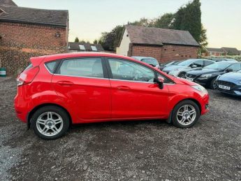 Ford Fiesta 1.0T EcoBoost Zetec Euro 5 (s/s) 5dr