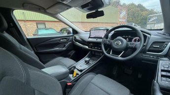 Nissan Qashqai 1.3 DIG-T MHEV N-Connecta XTRON Euro 6 (s/s) 5dr
