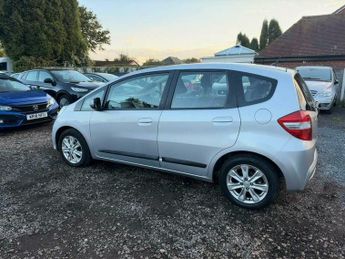 Honda Jazz 1.4 i-VTEC ES CVT Euro 5 5dr