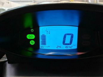 Renault Twizy Expression Coupe Electric Auto (18 ps)