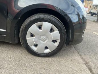 Suzuki Swift 1.3 GL 5dr