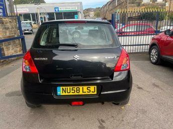 Suzuki Swift 1.3 GL 5dr