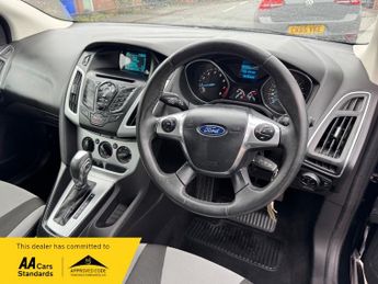 Ford Focus 1.6 Zetec Powershift Euro 5 5dr
