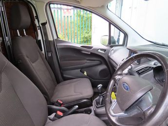 Ford Transit Courier TREND TDCI