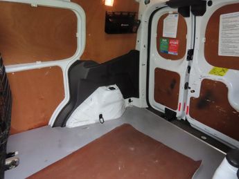 Ford Transit Courier TREND TDCI