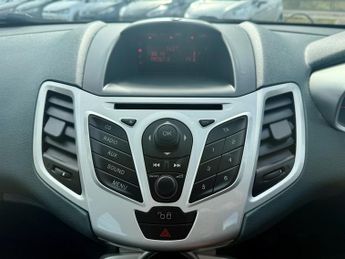Ford Fiesta ZETEC FSH+CLEAN MOT+TWO KEYS