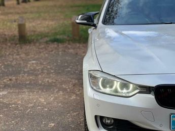 BMW 3 SERIES 3.0 330d SE Touring Auto Euro 5 (s/s) 5dr