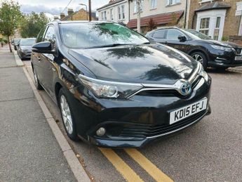 Toyota Auris 1.8 VVT-h Business Edition Touring Sports CVT Euro 6 (s/s) 5dr