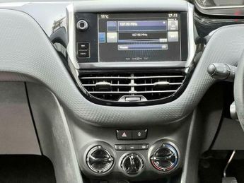 Peugeot 208 1.2 PureTech Active Euro 6 5dr